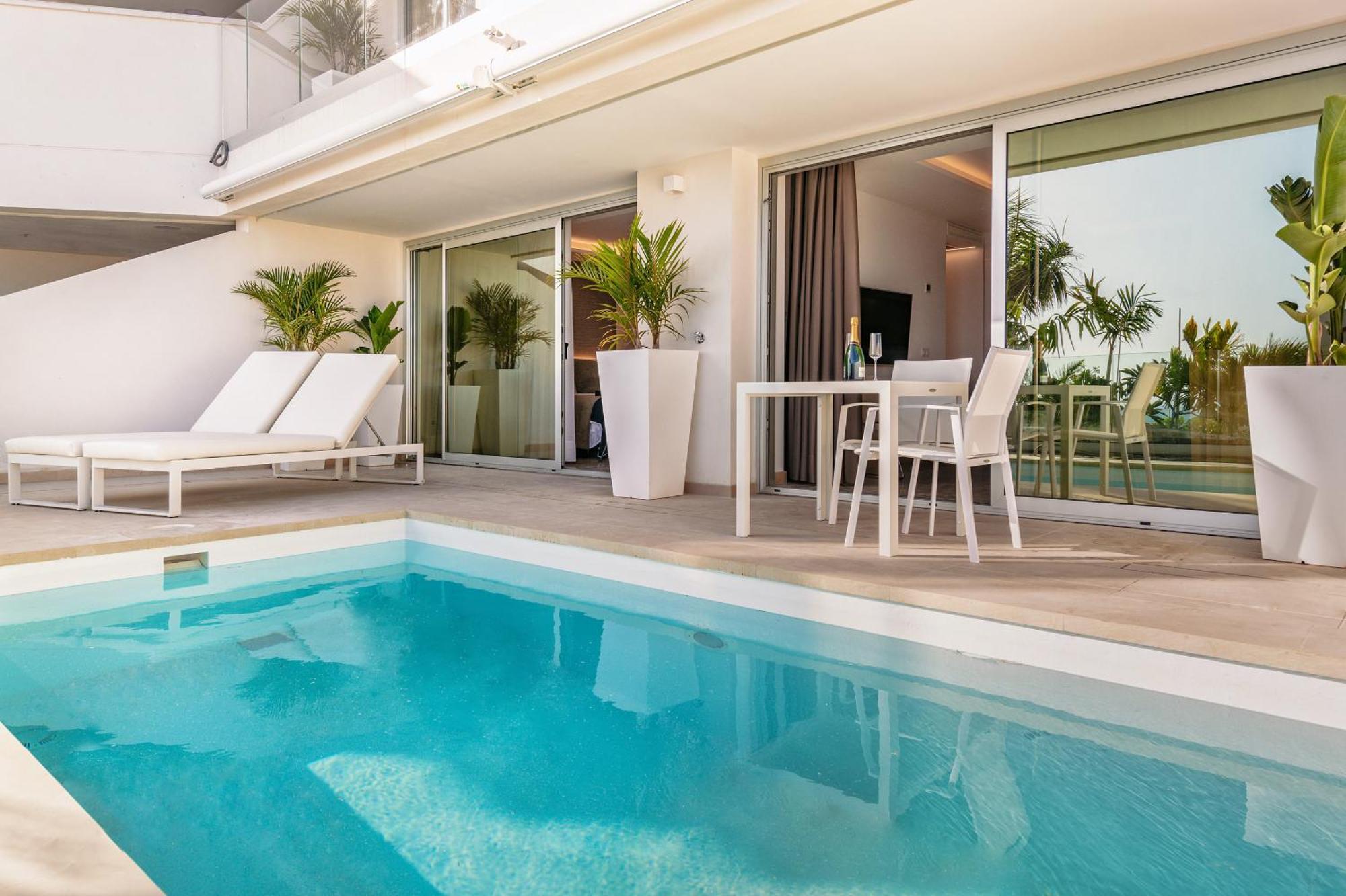 Grand Horizon Luxury Boutique Apartments Porto Rico Extérieur photo