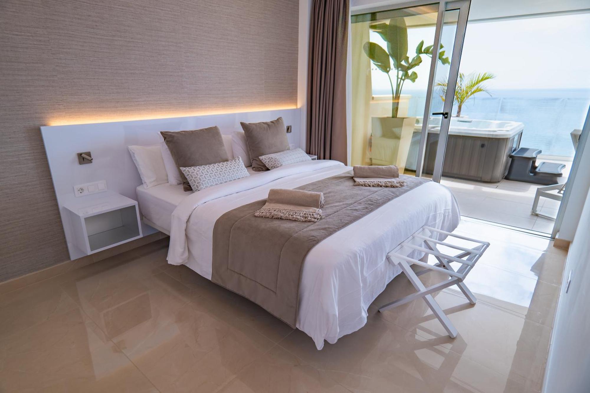 Grand Horizon Luxury Boutique Apartments Porto Rico Extérieur photo